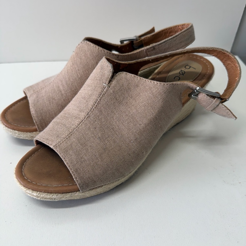 b.o.c. Taupe Canvas Slingback Espadrille Wedge Sandals